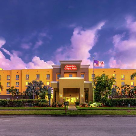 Hampton Inn & Suites - Форт Пиърс Екстериор снимка