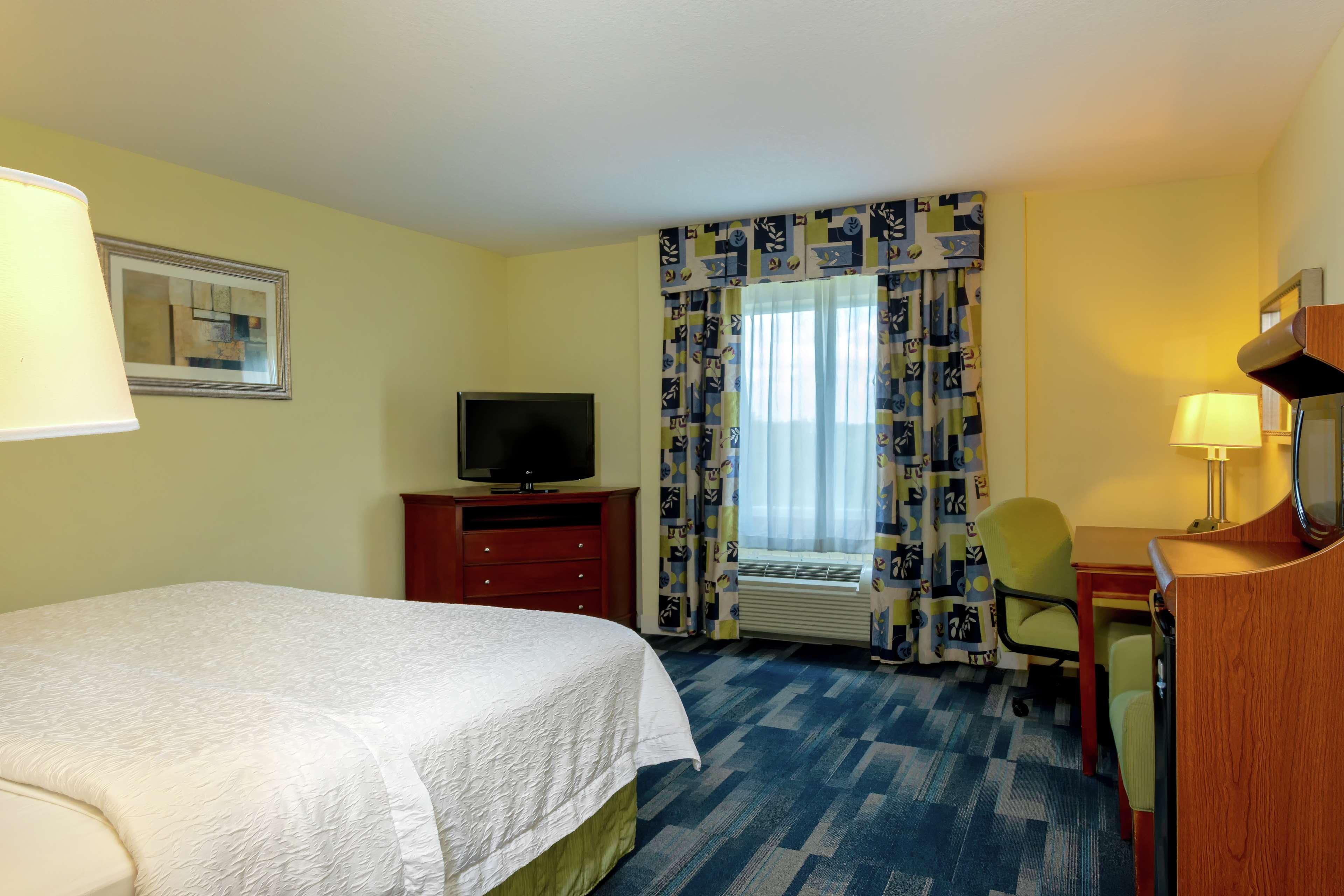 Hampton Inn & Suites - Форт Пиърс Екстериор снимка